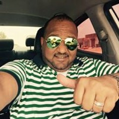وائل كافوري