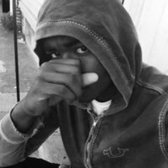 Ýøuñgg Błãàčk