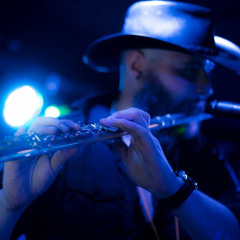 Александр Дудоладов