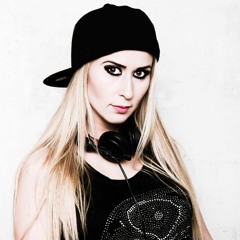 DJane Nikaa