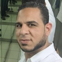 أيمن عقل