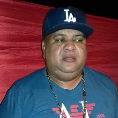 MR FAMOUS