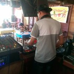 DJ-Khen Vilay