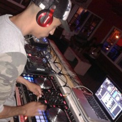 DJ ALE ARIAS
