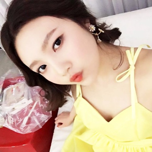 Red Velvet X27 Russian Roulette X27 3rd Mini Album By Pinktapev On Soundcloud Hear The World S Sounds soundcloud