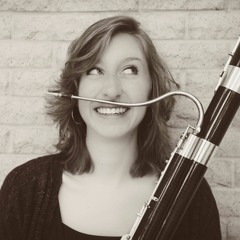 Tres Paysadas Para Clarinet Y Fagot - I. Payaso Gracioso (Andante Moderato)