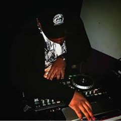 Deejayswaqqer Crespo