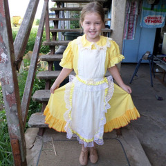 Tavia Lou