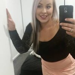 Sharni Narni Wells