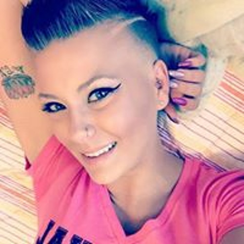 Tia Lorraine’s avatar