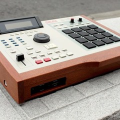Akai MPC2000XL