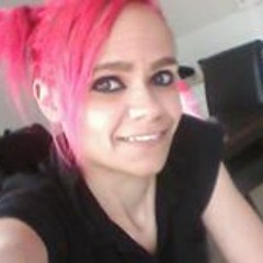 Juliie-Ann Robiinson