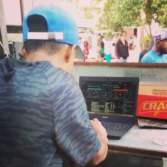MC SACI == TANTAS MINA PRA FALAR VOCE QUER FALA DA BETHY , BETHY FORTALECE ( DJ BEÁGA DA CERAMICA ).mp3