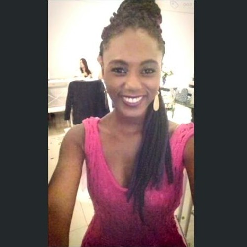 Stream Vanessa Freitas 33 music | Listen to songs, albums, playlists