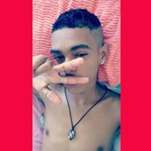 Lucas Nascimento’s avatar