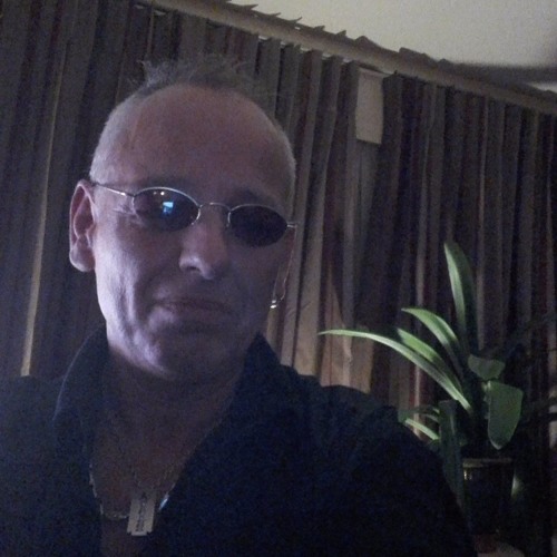 Stream Ronny Vanregemortel Flash music | Listen to songs, albums ...