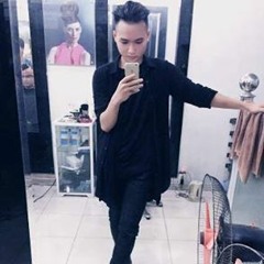 Cậu Bé Nhút Nhát