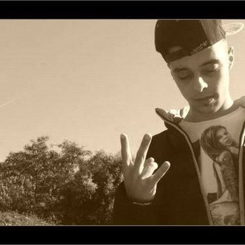 AlPhA oONe  9º´$’s avatar