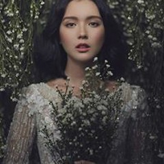 Hoàng Uyên
