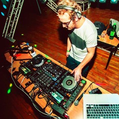 Diana King/ Chris Brown/ Snoop Dogg - Shy Guy/Ayo/Next Episode (Moombah Mashup)