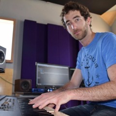 Daniel Shemer - Film & Game Composer