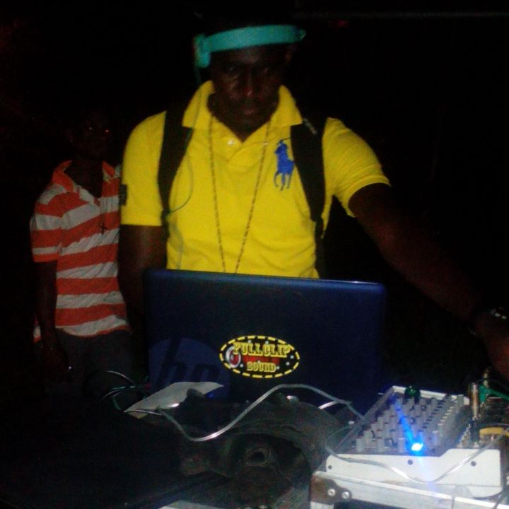Dj T