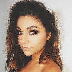 Andrea Russett