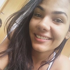 Larissa Gomes