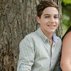 Γιωργος Αξιωτης