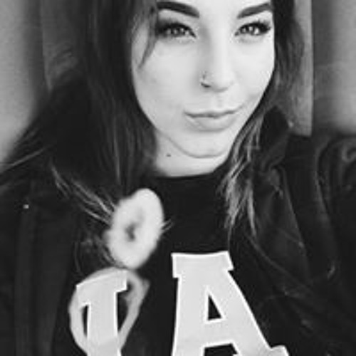 Victoria April’s avatar