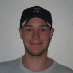 YAHYA HASSAN - POLITIJAGT