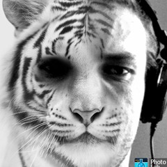 DJ Weezy