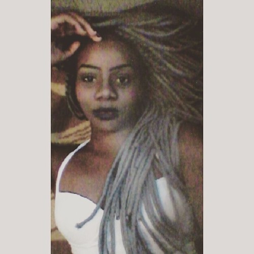 Naiara Martins’s avatar