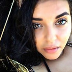 Thays L Lopes