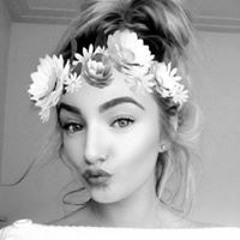 Chloe Abbott