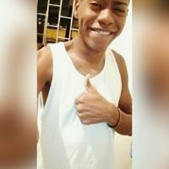 Riqueh Santoss
