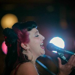 Queen B and the Archers