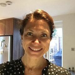 Stephanie Nieuwjaer