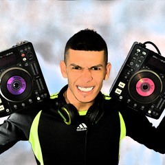 DJ CARLOS DAKA