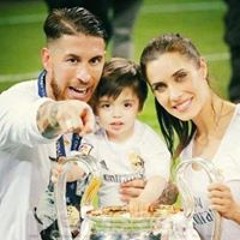 ĄŊą Ȝêšht ḾąȜąk B-Àlby