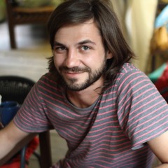 Роман Мельников