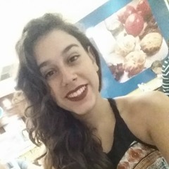 Letícia Petruccelli