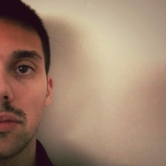 Mauricio R