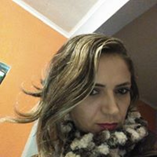 Maira Cristina Carbhiaki’s avatar
