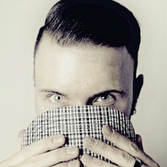 Chris Low (official)