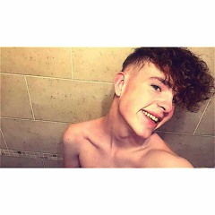 Bradley Churchill♻