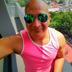 Edgar Gomez 28