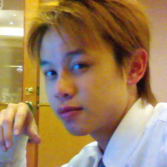 靈芝草人 S Stream 靈芝草人 S Stream