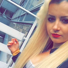 Laurahayley20