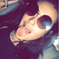 FAKE ASS HOE